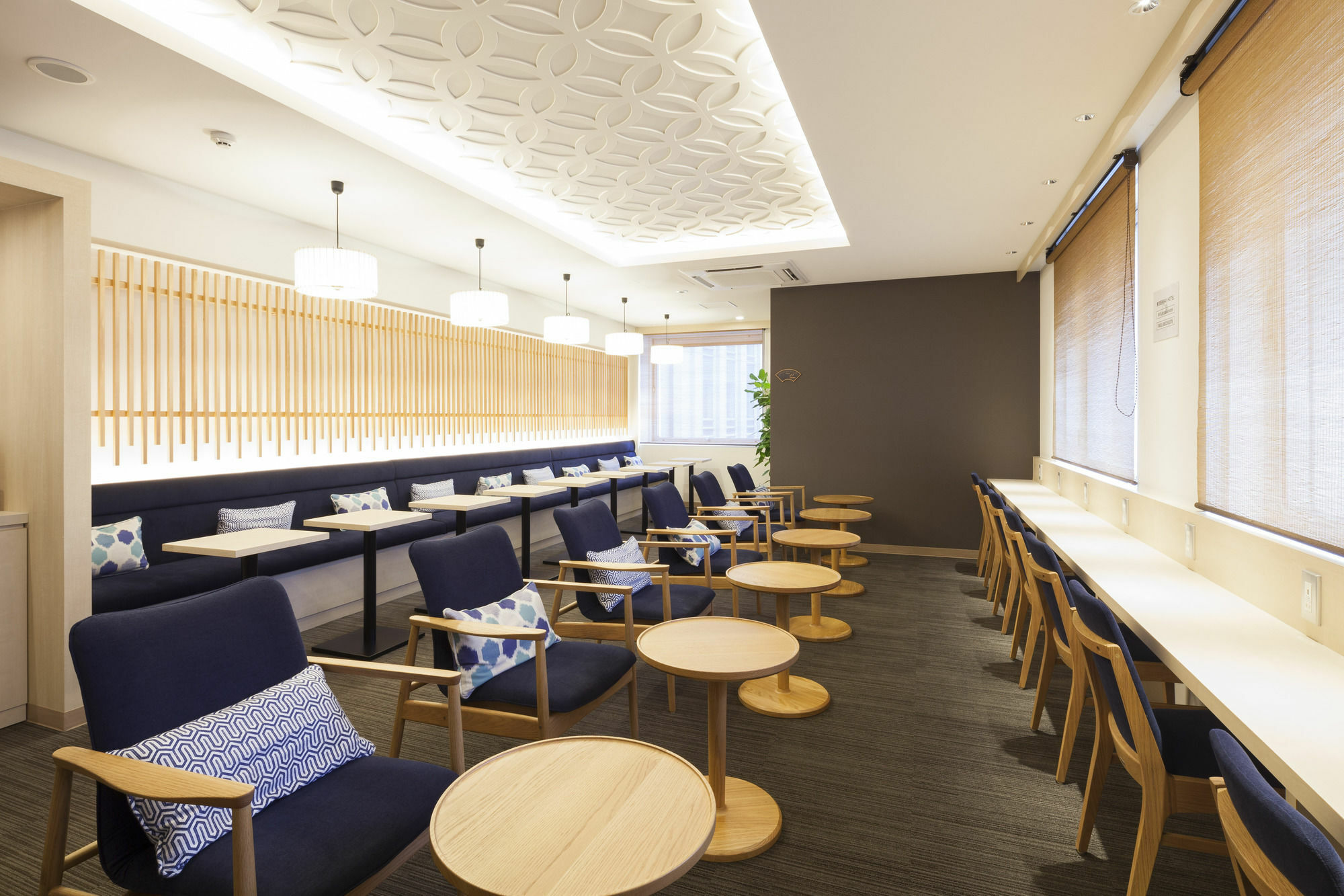Hotel kapsul Ginza Bay 2*